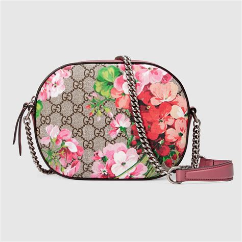 gucci blooms supreme mini chain bag|Gucci GG Supreme Blooms Mini Chain Bag .